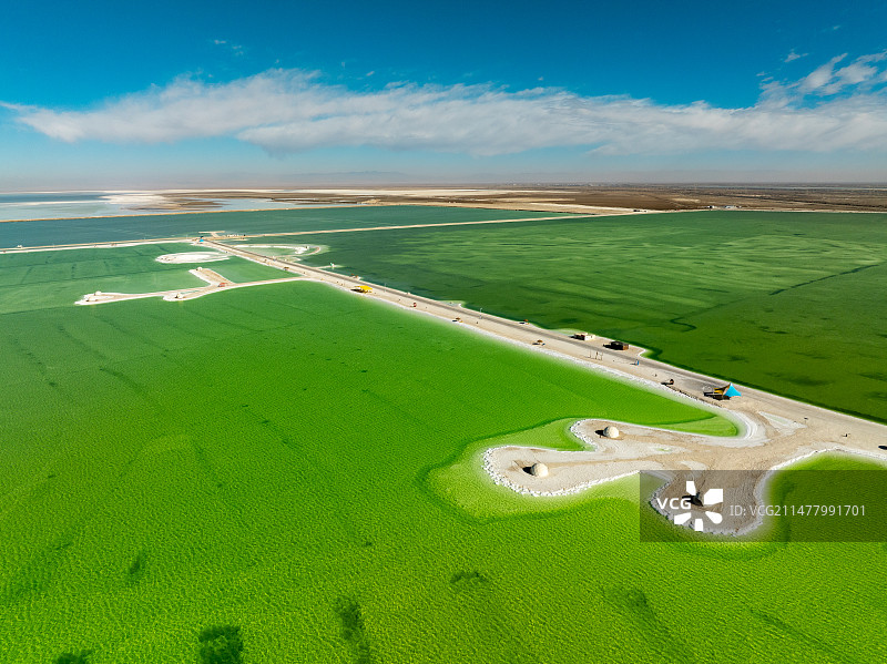 察尔汗盐湖图片素材