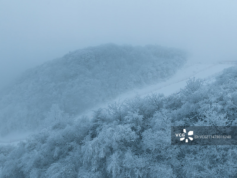航拍龙头山雪景雾凇冰挂云海-1图片素材