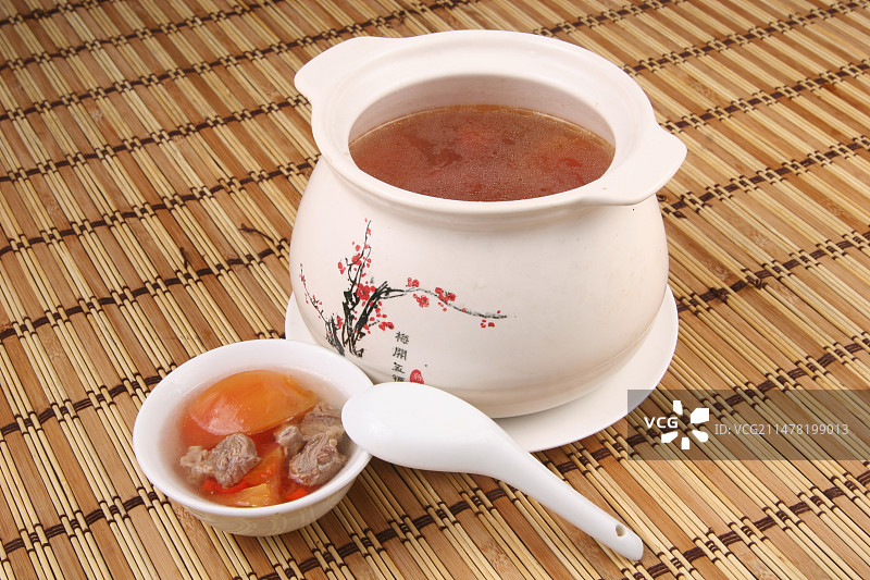 番茄牛腩煲图片素材