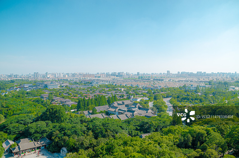 从大明寺栖灵塔看扬州主城区图片素材
