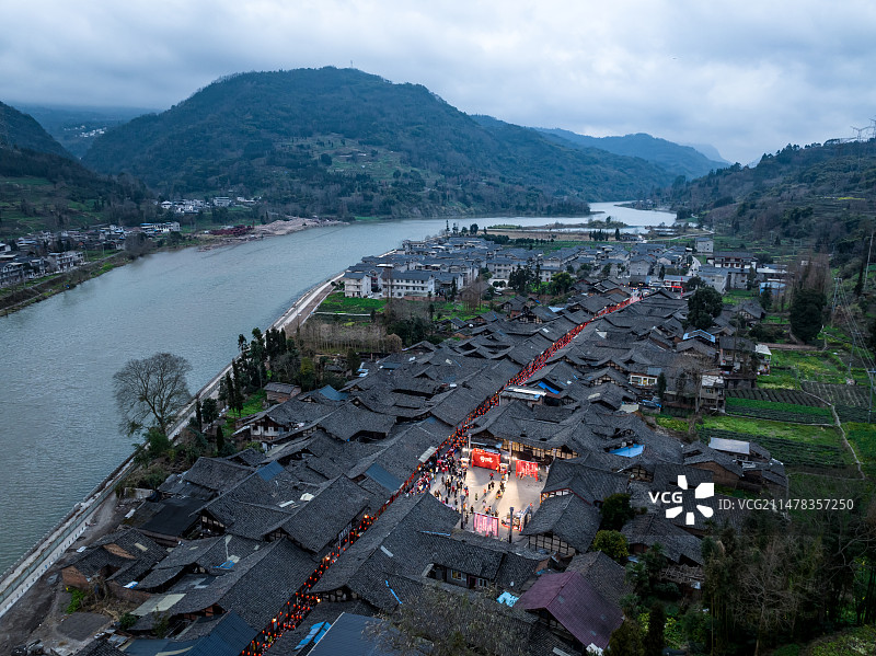 茶马古道四川荥经新添驿站原始村落古镇老街传统民俗长街宴图片素材