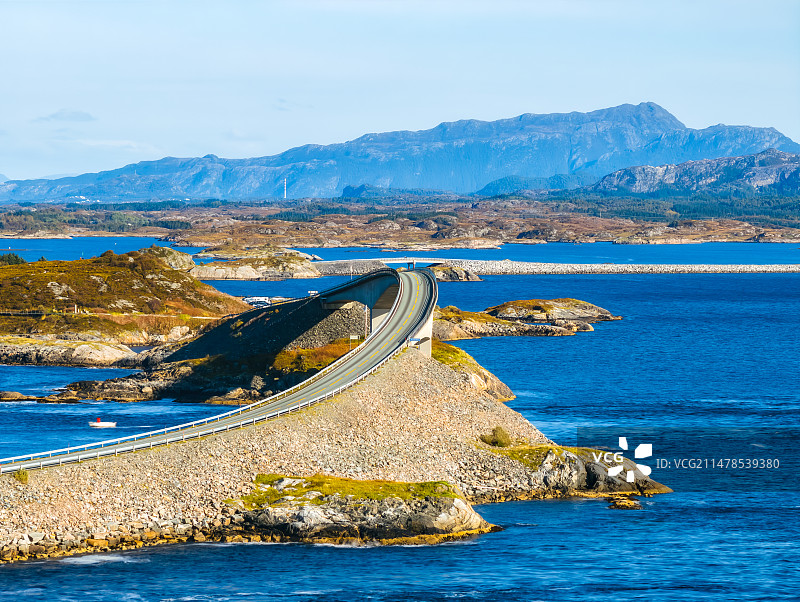 北欧挪威（默勒-鲁姆斯达尔郡）Atlanterhavsveien大西洋海滨公路（大西洋之路）航拍图片素材