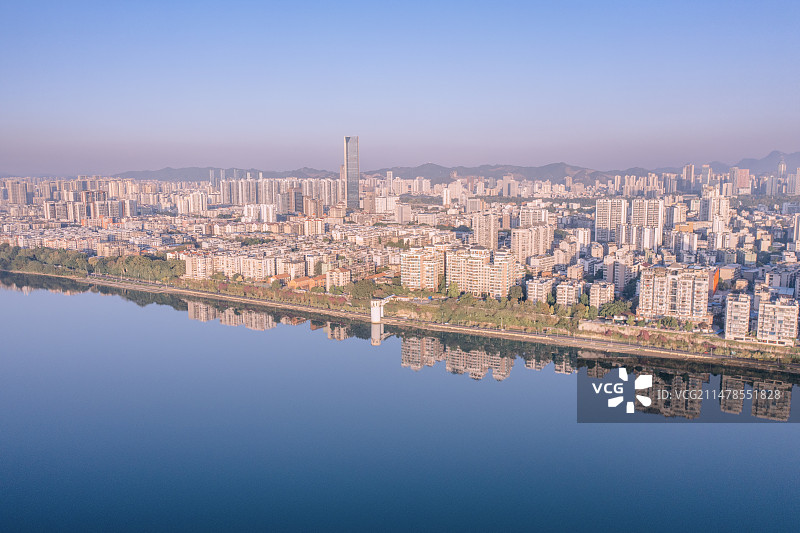 广西柳州柳江滨水城市风光航拍图片素材