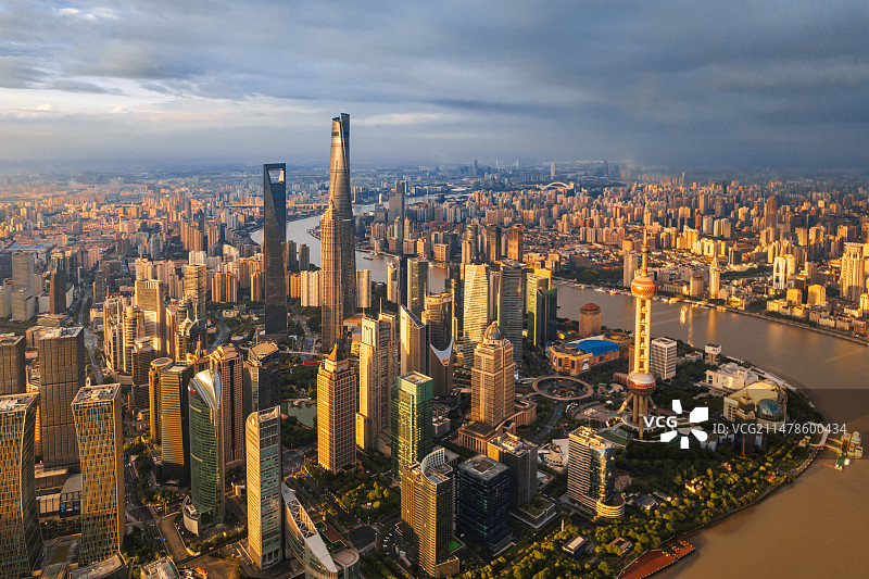 上海陆家嘴日出航拍图片素材