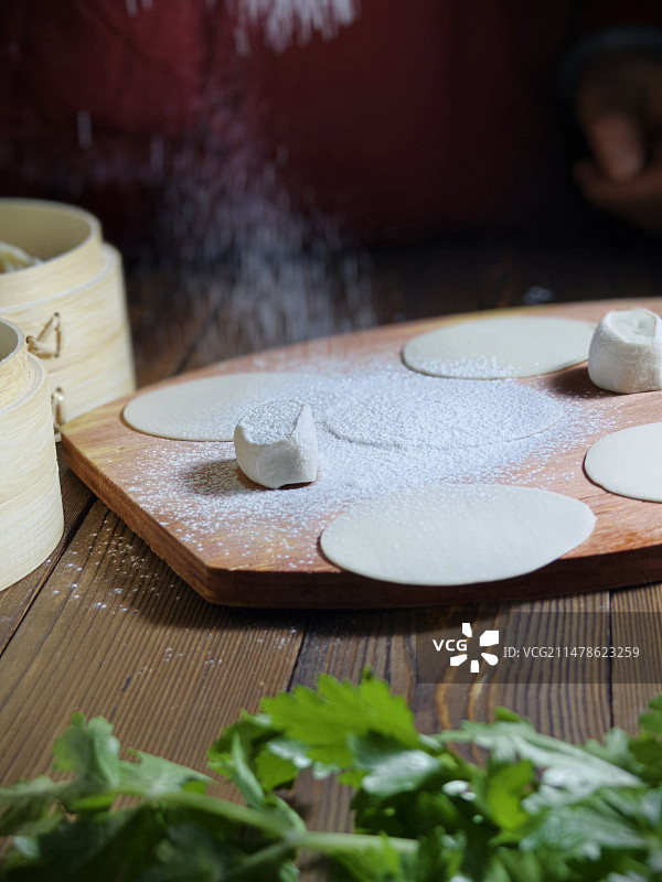 做饺子图片素材