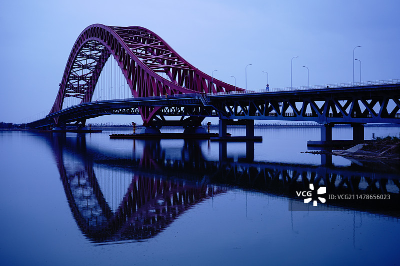 夜晚的桥图片素材