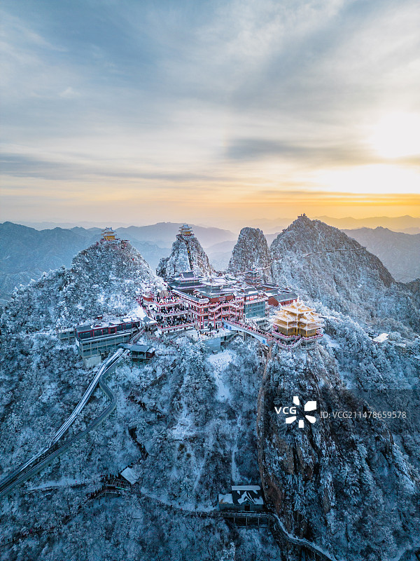 老君山金顶图片素材