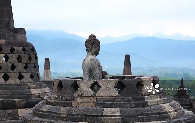 失落的庙宇佛像婆罗浮屠印度尼西亚图片素材