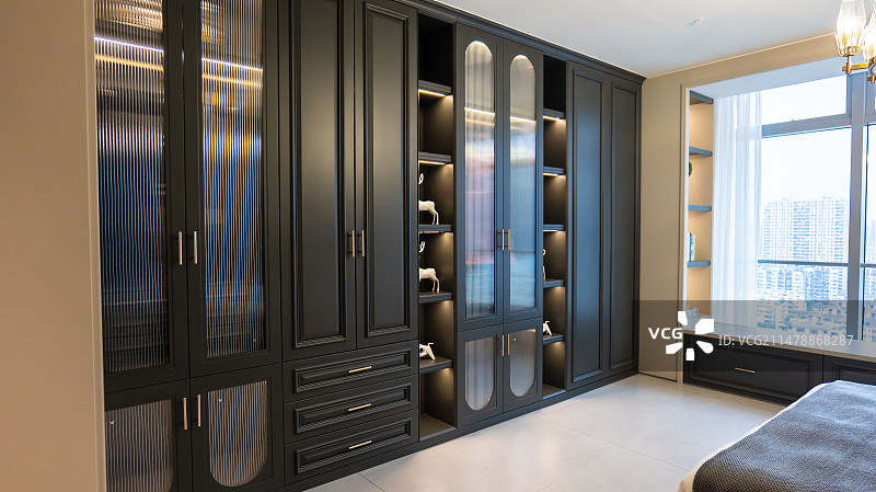 一面整体定制实木储物柜图片素材