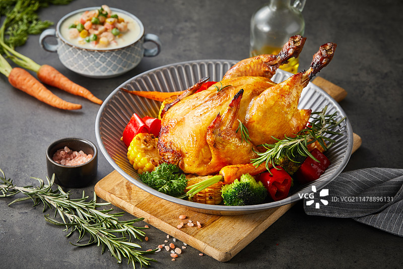烤鸡配水果蔬菜图片素材