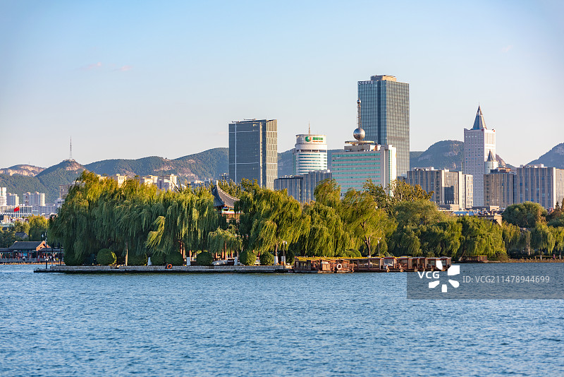 亚洲中国山东省济南市大明湖历下亭图片素材