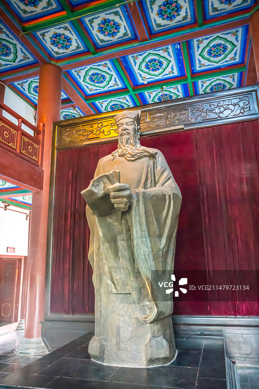 中国河南省开封市开封府衙门 包公塑像图片素材