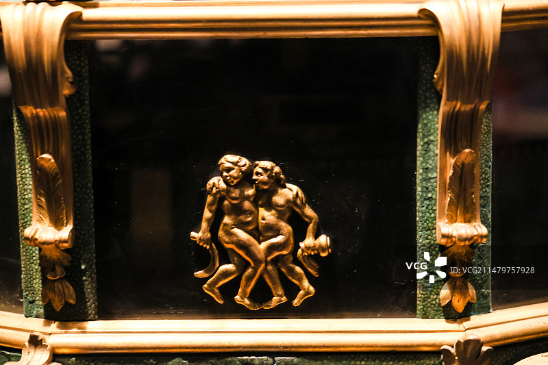 十二星座故宫博物院18世纪英国铜镀金七政仪表铜镀金天文地理表图片素材