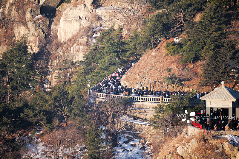 泰山日出先照观日南天门天街图片素材