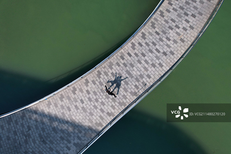 桥上的风景图片素材