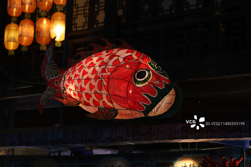 横店灯会鱼形灯笼图片素材