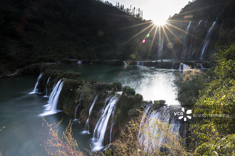 九龙瀑布图片素材