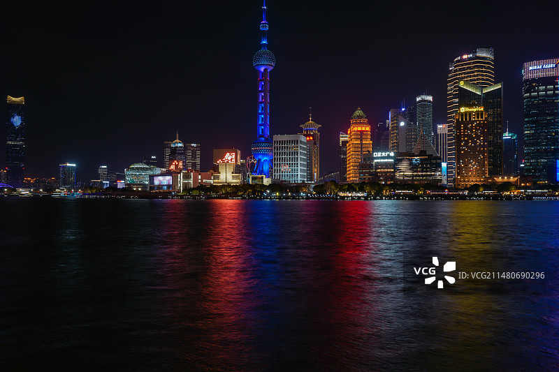 陆家嘴金融中心夜景风光图片素材