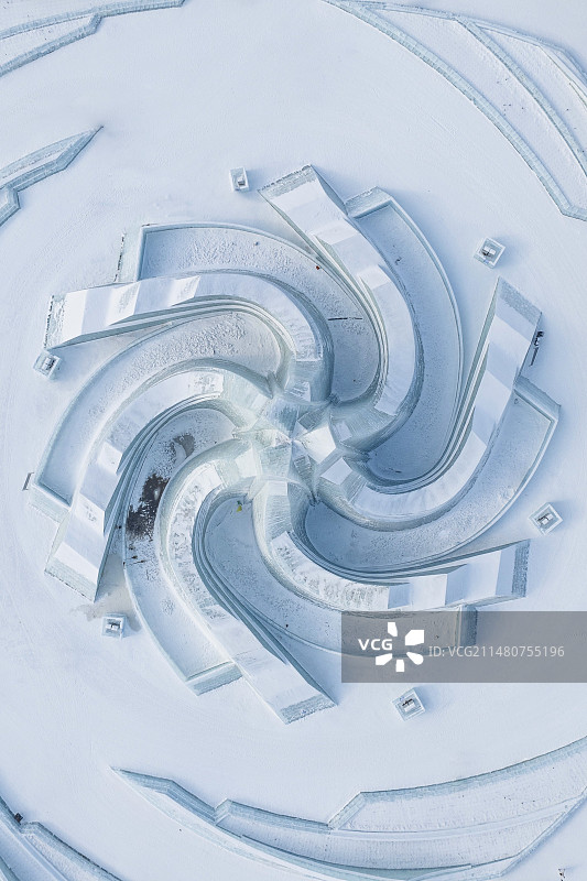 冰雪大世界2024年主塔航拍视图图片素材