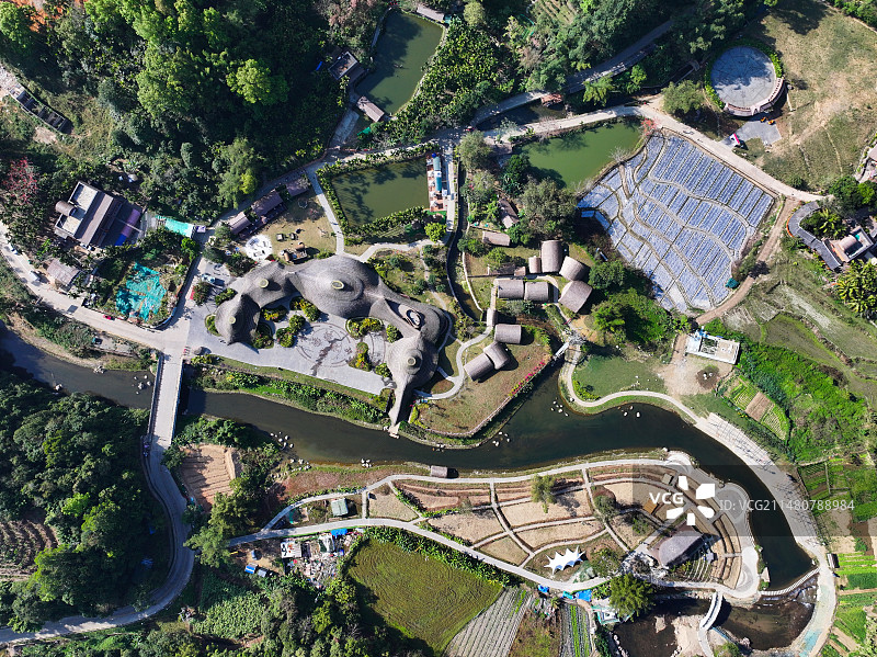 航拍海南五指山毛纳村图片素材