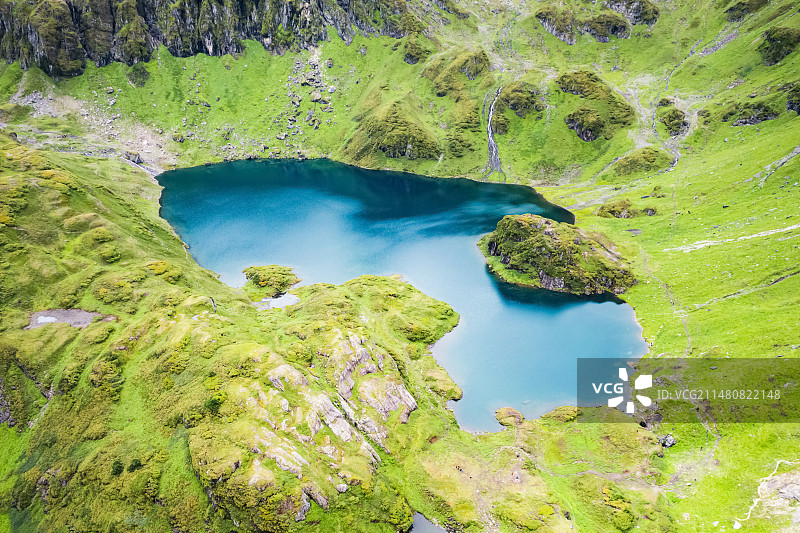 香格里拉南极洛高山湖泊自然风光图片素材