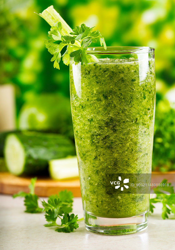 鲜榨蔬菜汁水果汁图片素材