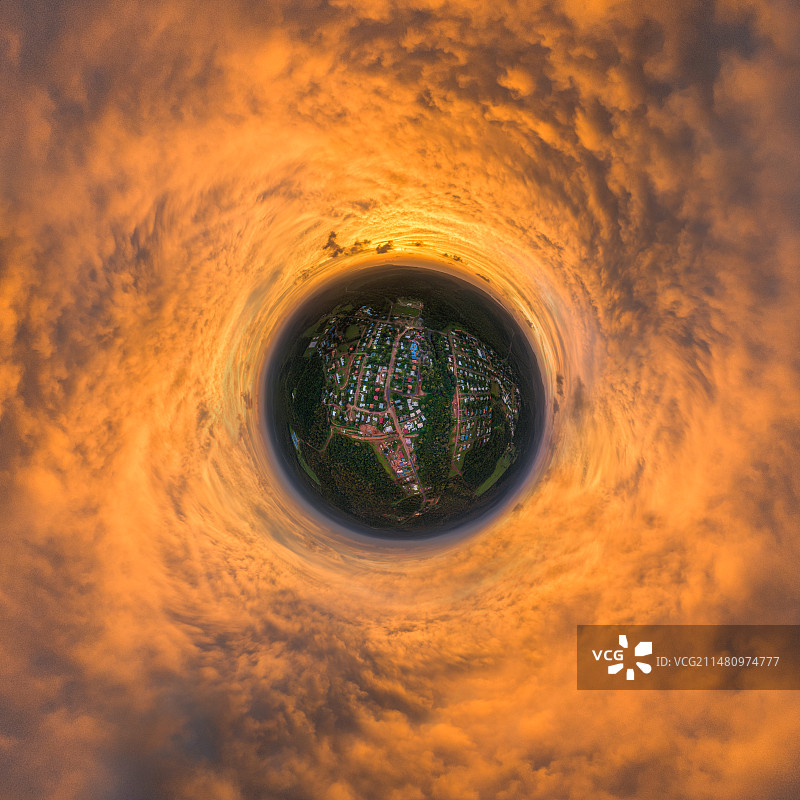 航拍小星球澳大利亚热带雨林晚霞图片素材