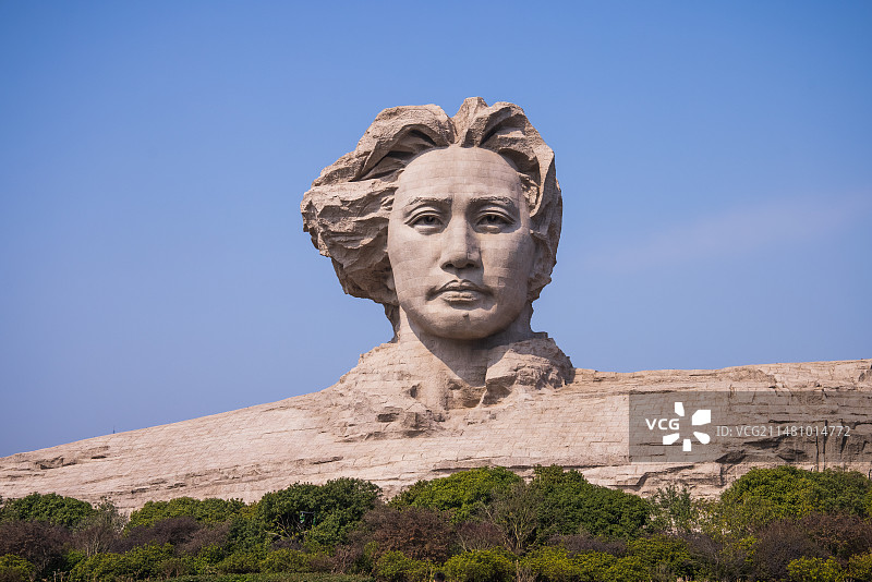 橘子洲头青年毛泽东雕像图片素材