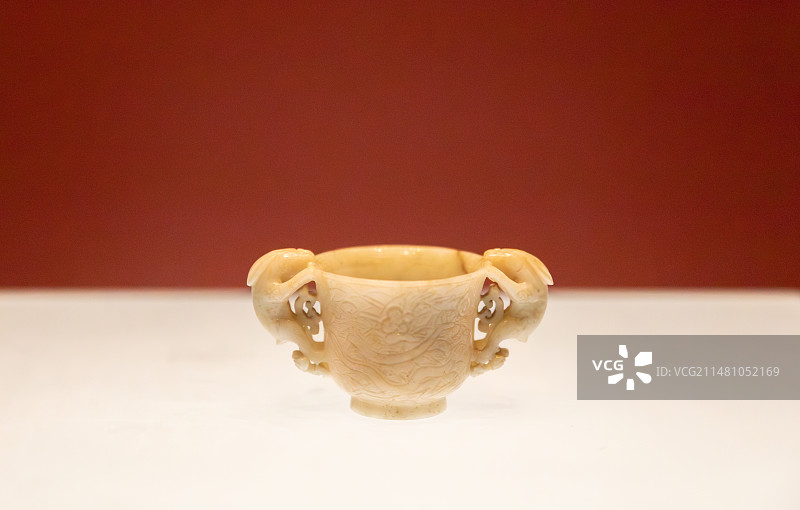 国家博物馆 明代 白玉双兔耳杯图片素材