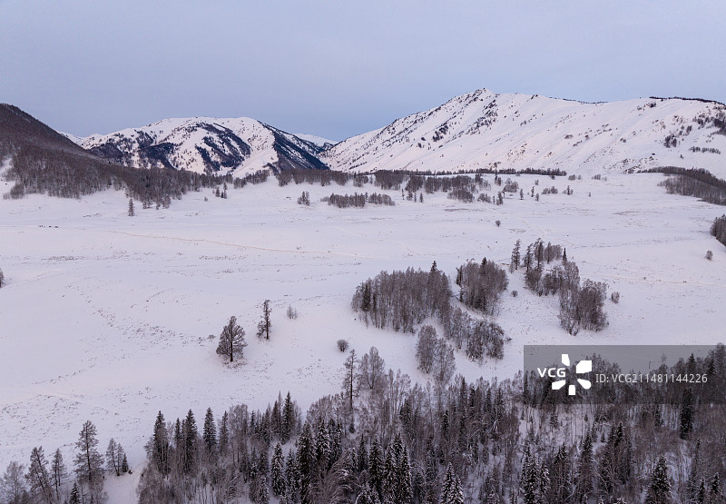 雪国童话-冬季禾木航拍图片素材
