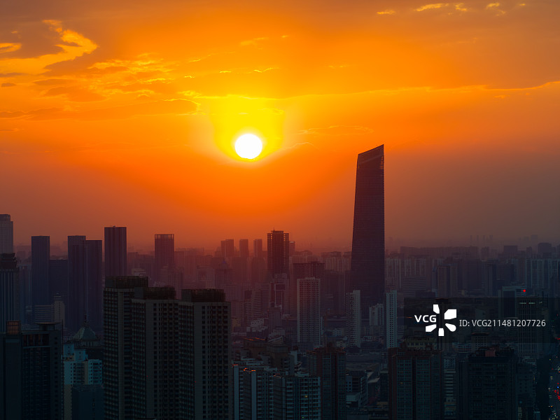 城市夕阳摩天大楼日落图片素材