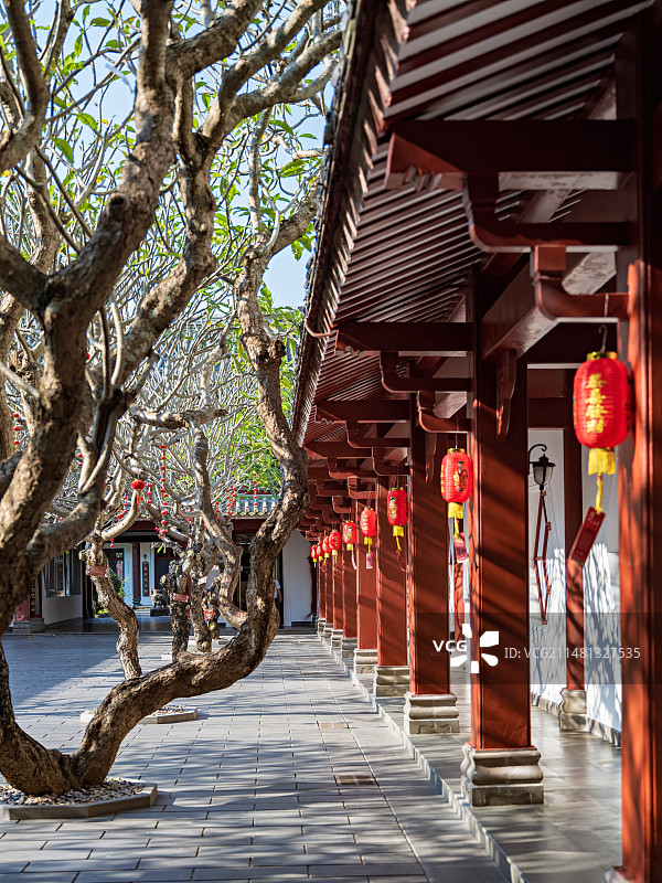 海口琼台书院白昼光影风光图片素材