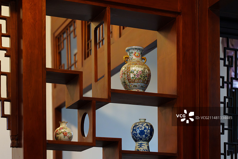 大帅府，沈阳张学良故居，室内古董陈列图片素材