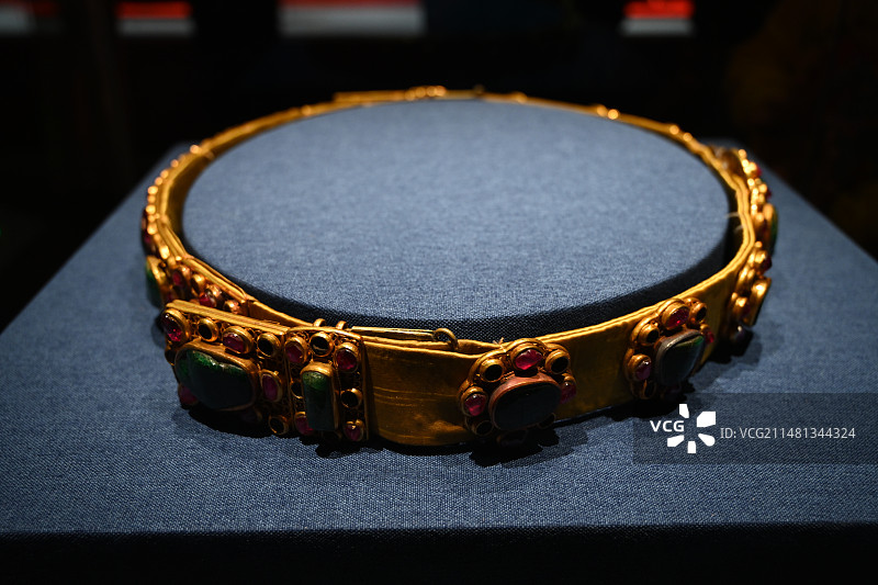 大碌带-明万历万历帝服饰图片素材