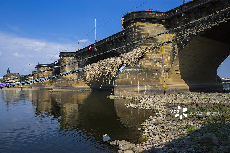 德累斯顿易北河水位低图片素材