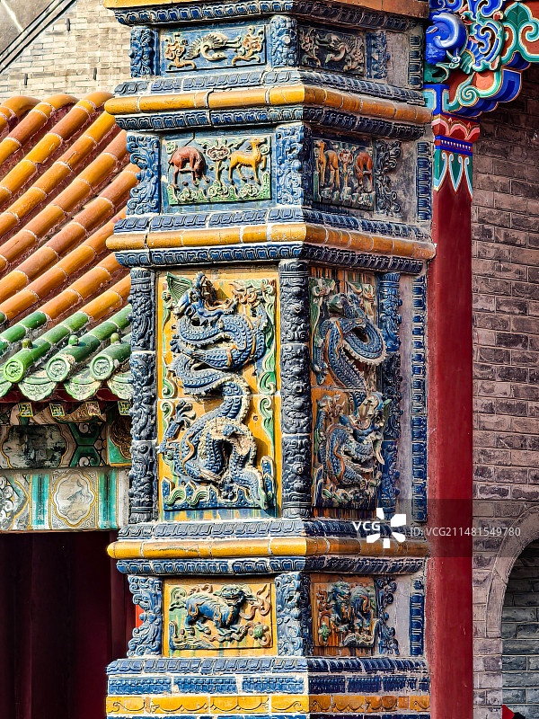 辽宁省沈阳市故宫龙形状图案墙壁图片素材