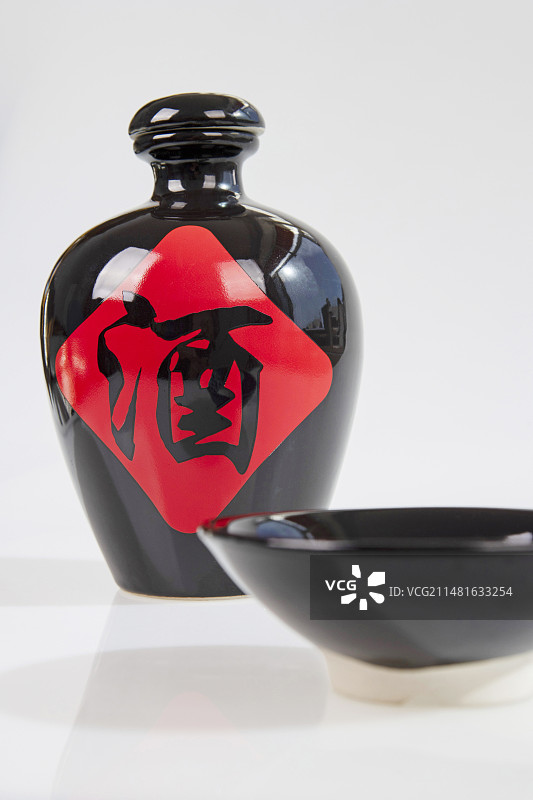 纯粮食酿造白酒静物影棚拍摄图片素材