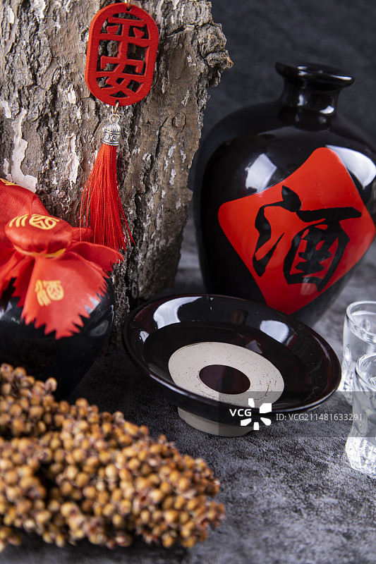 纯粮食酿造白酒静物影棚拍摄图片素材