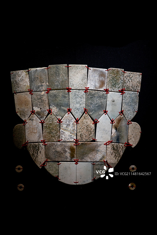 徐州博物馆收藏的后楼山汉墓出土的西汉缀玉面饰图片素材