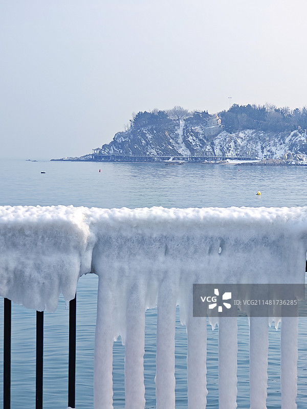 冬季海景冰凌图片素材