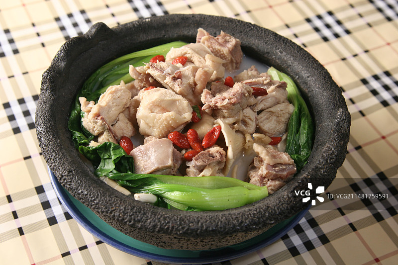 砂锅清炖土鸡煲图片素材