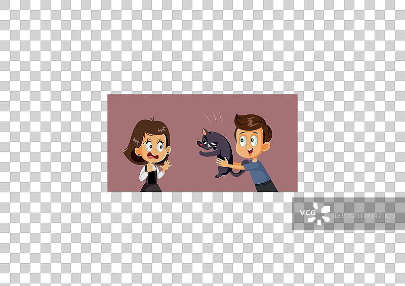 男孩拿着卡通猫逗弄姐姐图片素材