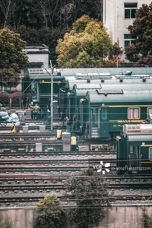 宁波地铁火车和谐号铁路图片素材