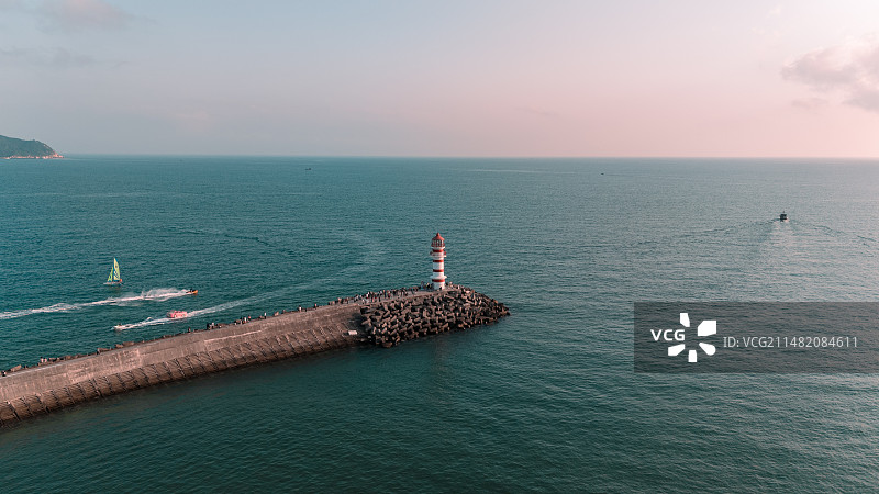 灯塔~海南万宁神州半岛图片素材