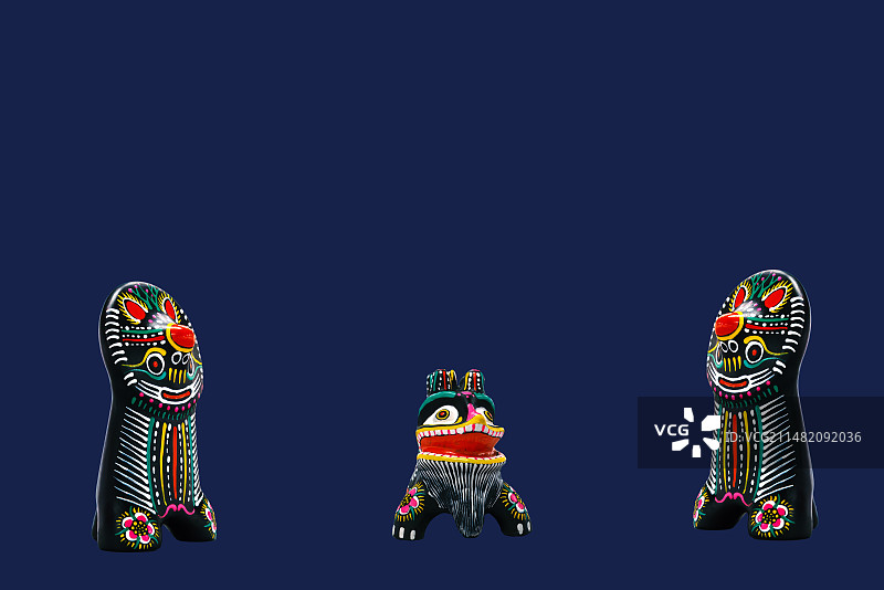 民间艺术，泥泥狗，三人行图片素材