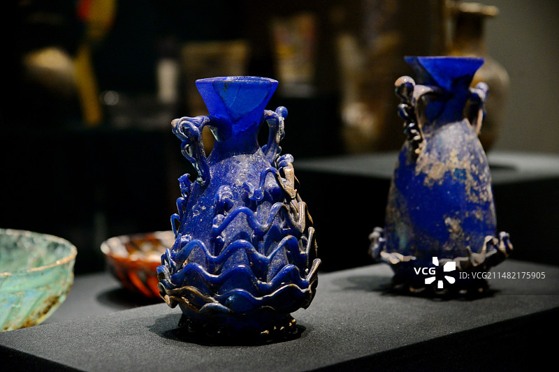 特写镜头，公元1世纪的玻璃制品，成都博物馆，阿富汗珍宝艺术展图片素材