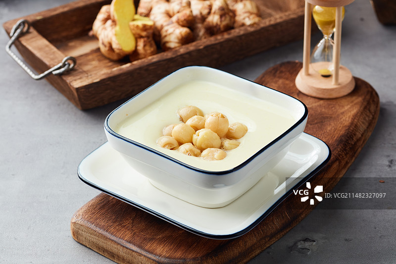 莲子姜撞奶图片素材