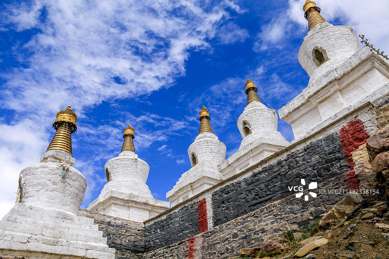 萨迦寺五佛灵塔图片素材