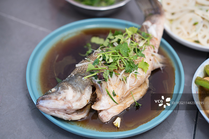 清蒸鲈鱼图片素材
