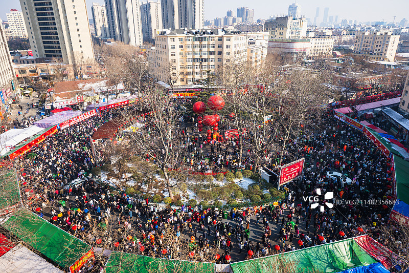 2024年青岛萝卜·元宵·糖球会海云庵会场图片素材